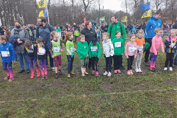 Succesvolle veldloop in écht crossweer