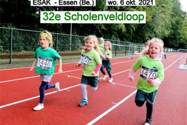 Prachtige foto's van onze 32e scholenveldloop staan online.